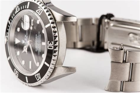 rolex submariner date serial number|Rolex serial number engraving.